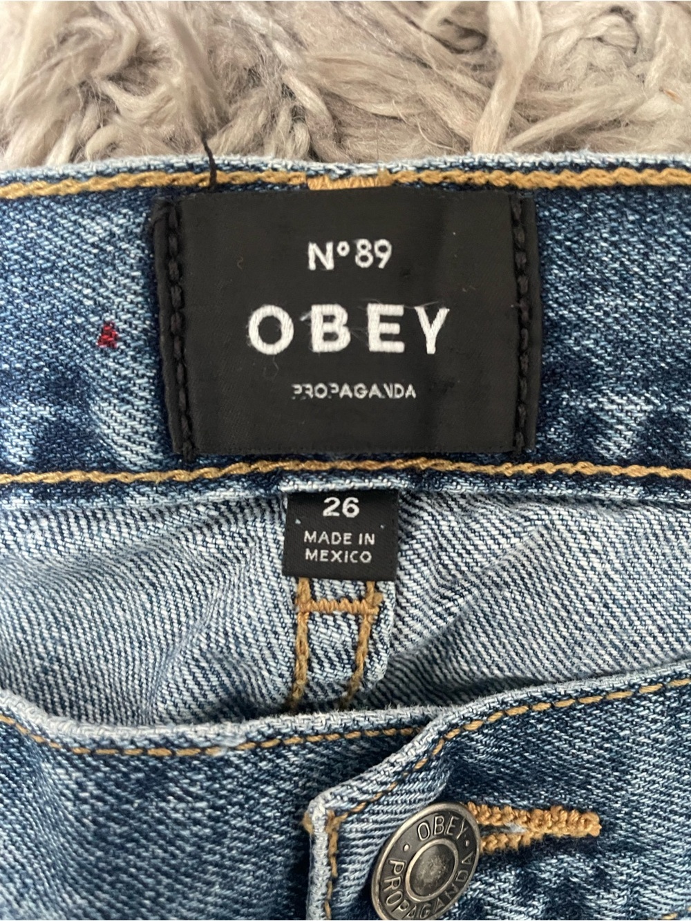 Obey No.89 The Nemesis Low Rise Relaxed Fit Tapered Leg Patched Distressed Jea - Picture 3 of 9